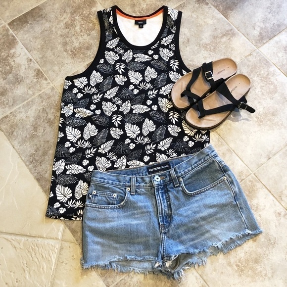 🆕 Mossimo leaf floral long tank top small scoop neck - Picture 1 of 10